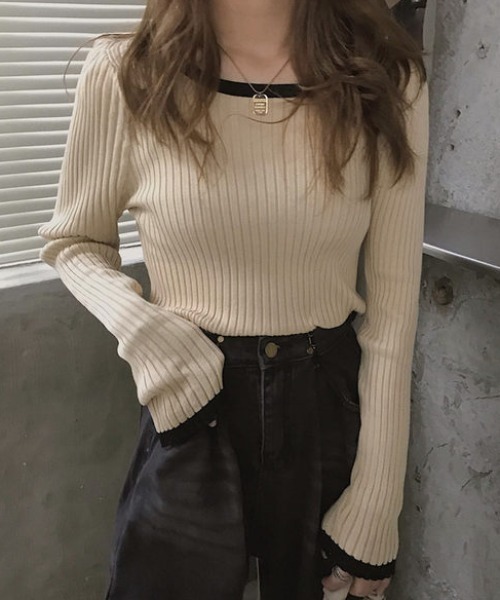 CLEA（クレア）の「バイカラーパイピングパフスリーブリブニット（ニット/セーター・レディース・ホワイト/ブラック/ベージュ・FREE）」の10枚目の写真