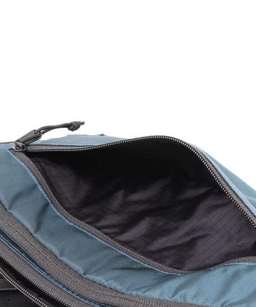 THE BROWN BUFFALO（ザブラウンバッファロー）の「BROWN BUFFALO　CONCEALSLING 420D（ボディバッグ/ウエストポーチ・メンズ・ブラック/ネイビー・FREE）」の7枚目の写真