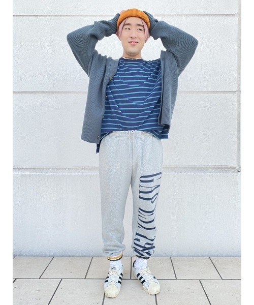 GAP(ギャップ)の「カーボナイズドフリース EST 1969 ビッグロゴ ジョガーパンツ(スウェットパンツ・メンズ・ブラック/ネイビー/グレー・L/XS/S/XXS/M/XL)」の16枚目の写真