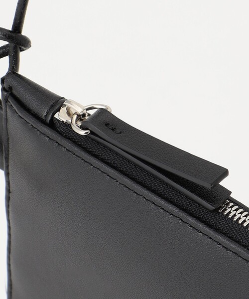 JOSEPH STUDIO（ジョゼフストゥディオ）の「キャンバス&エコレザー　メールバッグ（ショルダーバッグ・レディース・ブラック系・F）」の7枚目の写真