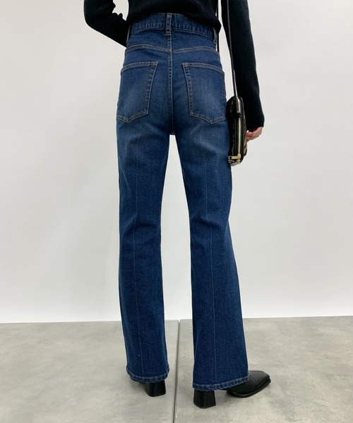 COLONY 2139(コロニートゥーワンスリーナイン)の「ストレッチセンターシムフレアデニム(その他パンツ・レディース・ブラック/インディゴブルー/グレー・MEDIUM/SMALL/LARGE)」の5枚目の写真