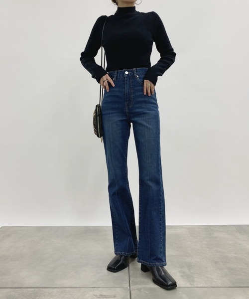 COLONY 2139(コロニートゥーワンスリーナイン)の「ストレッチセンターシムフレアデニム(その他パンツ・レディース・ブラック/インディゴブルー/グレー・MEDIUM/SMALL/LARGE)」の9枚目の写真