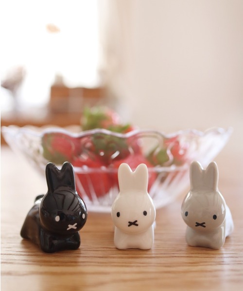 Miffy（ ミッフィー）の「ブルーナ うさぎ 箸置き（カトラリー・レディース・ホワイト/グレー/ブラック・フリー）」の2枚目の写真