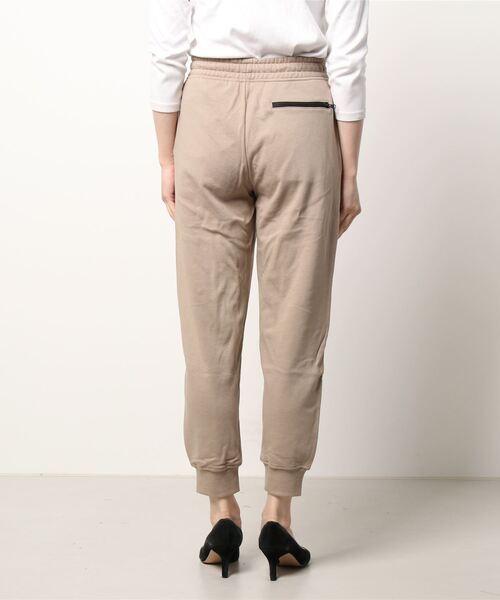 GIORDANO（ジョルダーノ）の「[ GIORDANO ] フレンチテリーストレッチテーパードジョガーパンツ（スウェットパンツ・レディース・グリーン/ブラック/カーキ/杢グレー・SMALL/X-LARGE/MEDIUM/LARGE）」の6枚目の写真