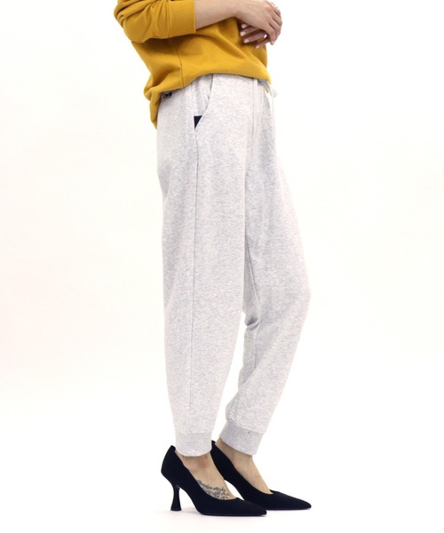 GIORDANO（ジョルダーノ）の「[ GIORDANO ] フレンチテリーストレッチテーパードジョガーパンツ（スウェットパンツ・レディース・グリーン/ブラック/カーキ/杢グレー・SMALL/X-LARGE/MEDIUM/LARGE）」の14枚目の写真