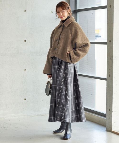 KOBE LETTUCE（コウベレタス）の「ボアショートコート（ダウンジャケット/コート・レディース・モカ/カーキ/ホワイト系・FREE）」の9枚目の写真