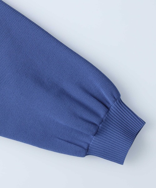 HONEYSUCKLE ROSE（ハニーサックルローズ）の「【HONEYSUCKLE ROSE】洗えて軽いキーネックニット（ニット/セーター・レディース・ブルー/ベージュ/オフホワイト・M/L）」の16枚目の写真