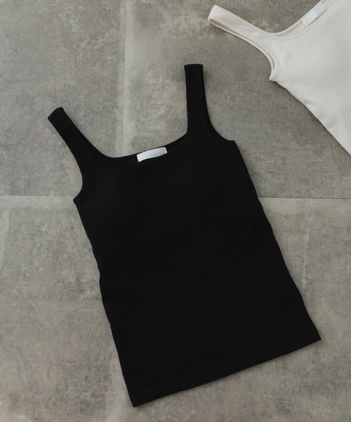 SENSE OF PLACE by URBAN RESEARCH（センスオブプレイスバイアーバンリサーチ）の「スクエアネックカップインタンクトップ（タンクトップ・レディース・レッド/ブラック/ブラウン/アイボリー・ONE）」の3枚目の写真