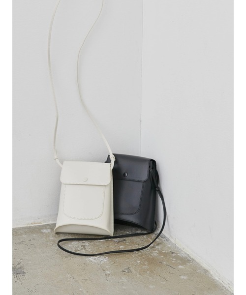 AMERICAN HOLIC（アメリカンホリック）の「ショルダーミニBAG（ショルダーバッグ・レディース・アイボリー/ブラック・FREE）」の3枚目の写真