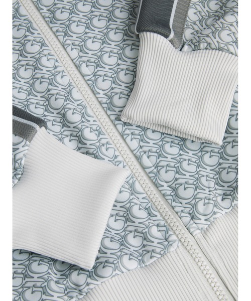 Guess（ゲス）の「Barbara Zip-Up Jacket（ジャージ・レディース・グレー/ブルー・MEDIUM/X-SMALL/SMALL）」の7枚目の写真