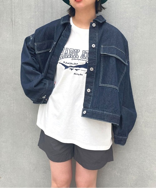 179/WG（イチナナキュウダブルジー）の「ルーズ デニムGジャン（デニムジャケット・レディース・ライトブルー/インディゴブルー・MEDIUM）」の2枚目の写真