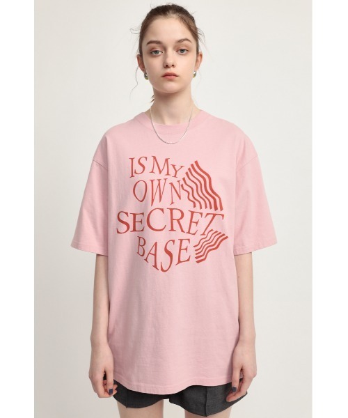 SLY（スライ）の「WAVY LOGO BIG T/SH ロゴ ビッグTシャツ（Tシャツ/カットソー・レディース・オフホワイト/ピンク/オレンジ/ブラック・FREE）」の17枚目の写真