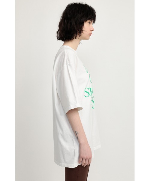 SLY（スライ）の「WAVY LOGO BIG T/SH ロゴ ビッグTシャツ（Tシャツ/カットソー・レディース・オフホワイト/ピンク/オレンジ/ブラック・FREE）」の8枚目の写真