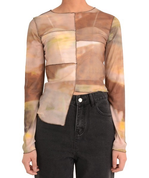 i-dare（アイディア）の「【i-dare】タイダイ柄 アシンメトリー メロー ブラウス（シャツ/ブラウス・レディース・ブラウン系その他・FREE）」の9枚目の写真