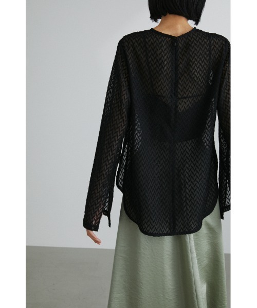 STYLEMIXER（スタイルミキサー）の「センターパイピングカットブラウス（シャツ/ブラウス・レディース・ブラック/アイボリー・FREE）」の4枚目の写真