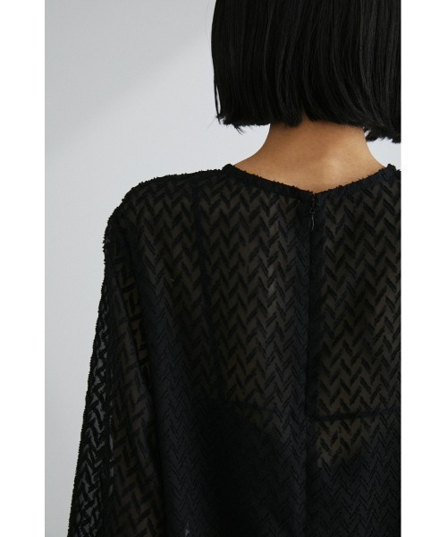 STYLEMIXER（スタイルミキサー）の「センターパイピングカットブラウス（シャツ/ブラウス・レディース・ブラック/アイボリー・FREE）」の5枚目の写真