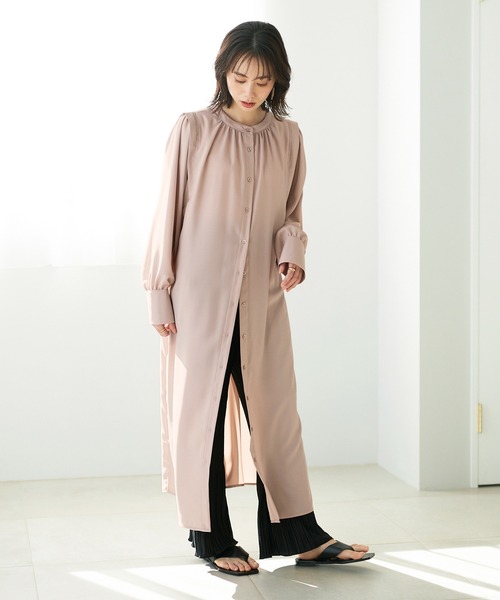 GeeRA（ジーラ）の「前後2WAYボリューム袖ワンピ（ワンピース・レディース・サンドグレー/ブルー・LARGE/MEDIUM）」の3枚目の写真
