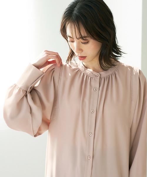 GeeRA（ジーラ）の「前後2WAYボリューム袖ワンピ（ワンピース・レディース・サンドグレー/ブルー・LARGE/MEDIUM）」の6枚目の写真