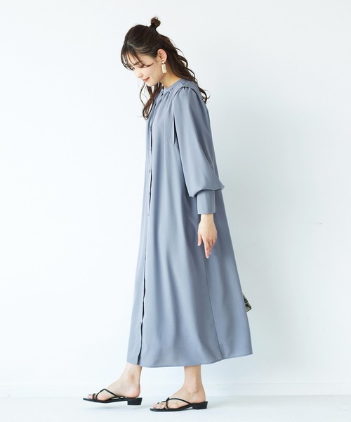 GeeRA（ジーラ）の「前後2WAYボリューム袖ワンピ（ワンピース・レディース・サンドグレー/ブルー・LARGE/MEDIUM）」の15枚目の写真