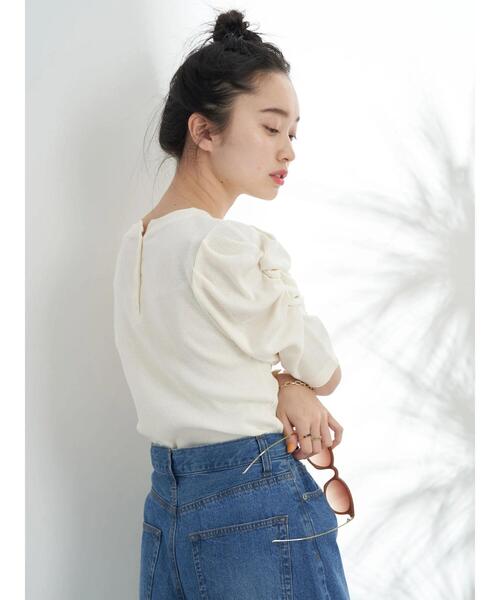 earth music&ecology（アースミュージックアンドエコロジー）の「袖デザインカットプルオーバー（Tシャツ/カットソー・レディース・ベージュ/アイボリー/ブラック・S/M）」の9枚目の写真