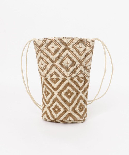 F by ROSSO(エフバイロッソ)の「beej インドメイドカゴバッグ2(かごバッグ・レディース・ブラウン・-)」の3枚目の写真