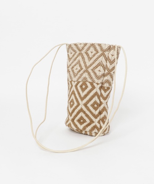 F by ROSSO(エフバイロッソ)の「beej インドメイドカゴバッグ2(かごバッグ・レディース・ブラウン・-)」の4枚目の写真