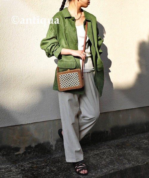 antiqua（アンティカ）の「天然素材使用。ランタンスクエアバッグ（かごバッグ・レディース・ナチュラル・FREE）」の2枚目の写真