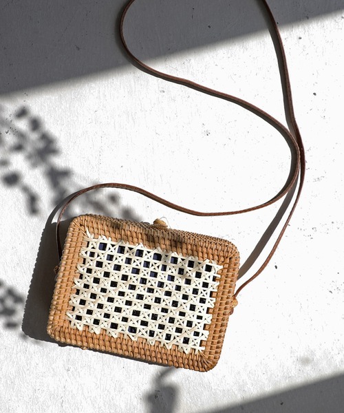 antiqua（アンティカ）の「天然素材使用。ランタンスクエアバッグ（かごバッグ・レディース・ナチュラル・FREE）」の18枚目の写真