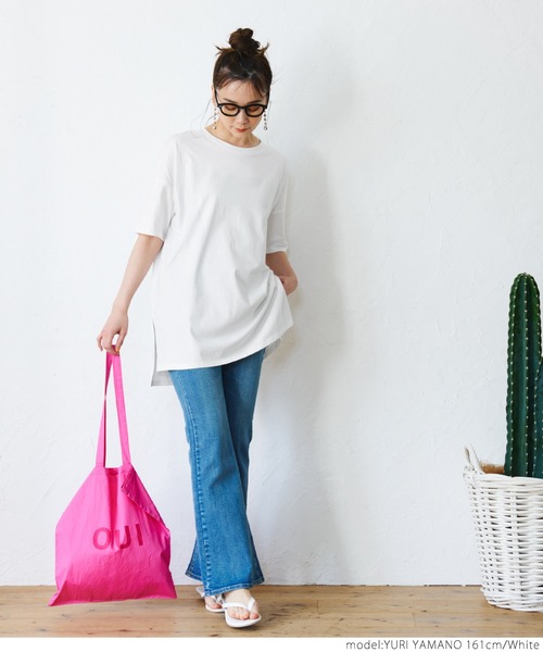 coca(coca)(コカ)の「サイドスリットTee(Tシャツ/カットソー・レディース・ホワイト/ブラウン/その他/ブラック・ONE SIZE)」の12枚目の写真