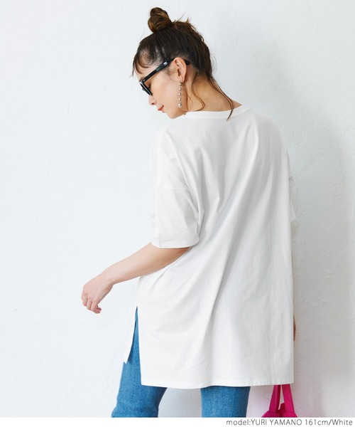coca(coca)(コカ)の「サイドスリットTee(Tシャツ/カットソー・レディース・ホワイト/ブラウン/その他/ブラック・ONE SIZE)」の13枚目の写真