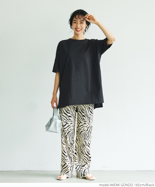 coca(coca)(コカ)の「サイドスリットTee(Tシャツ/カットソー・レディース・ホワイト/ブラウン/その他/ブラック・ONE SIZE)」の18枚目の写真
