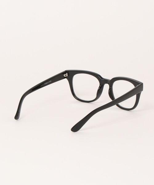 Me%（ミィパーセント）の「フトフチウェリントンメガネ（メガネ・レディース・ブラック・FREE）」の2枚目の写真