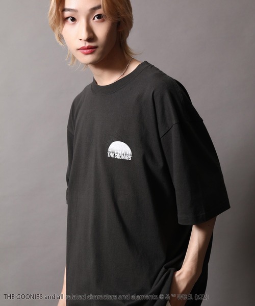 D&G スパンコール カットソー ビジュー Tシャツ M D&G スパンコール カットソー ビジュー Tシャツ M - メルカリ