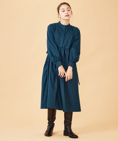 MILKFED.(ミルクフェド)の「SIDE RIBBON PLAID DRESS(ワンピース・レディース・ネイビー/イエロー/グリーン・ONE SIZE)」の2枚目の写真