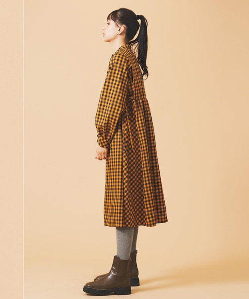 MILKFED.(ミルクフェド)の「SIDE RIBBON PLAID DRESS(ワンピース・レディース・ネイビー/イエロー/グリーン・ONE SIZE)」の6枚目の写真