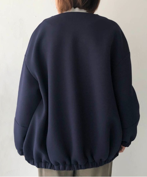 ottilie（オティーリエ）の「【 ottilie / オティーリエ 】 パール釦ブルゾン（ブルゾン・レディース・ネイビー/カーキ・FREE）」の3枚目の写真