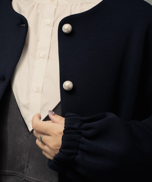 ottilie（オティーリエ）の「【 ottilie / オティーリエ 】 パール釦ブルゾン（ブルゾン・レディース・ネイビー/カーキ・FREE）」の9枚目の写真