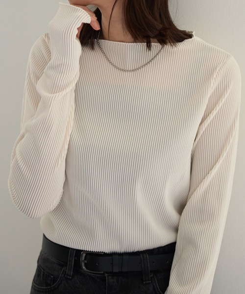 TRIANGLE PALETTE(トライアングルパレット)の「指抜きリブメロートップス(Tシャツ/カットソー・レディース・ベージュ/アイボリー/ブラック/カーキ・FREE)」の2枚目の写真