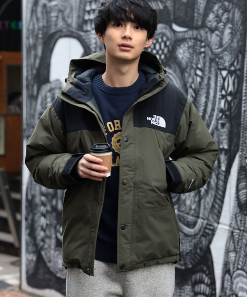 B:MING by BEAMS（ビーミングバイビームス）の「B:MING by BEAMS / スーベニア プリント クルーネック ニット（ニット/セーター・メンズ・グリーン/ライトグレー/ネイビー・SMALL/MEDIUM/LARGE/X-LARGE）」の17枚目の写真