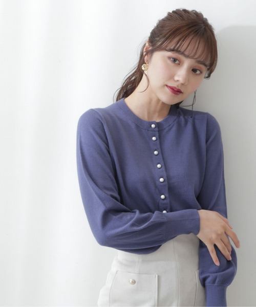 PROPORTION BODY DRESSING（プロポーションボディドレッシング）の「クルーネックパール釦ボリュームスリーブカーディガン / 1212274003（カーディガン/ボレロ・レディース・ブラウン/ホワイト系その他/ブルー/ブラック・FREE）」の6枚目の写真