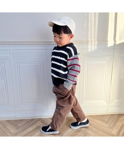 BREEZE(ブリーズ)の「【洗濯機でお洗濯OK】ウォッシャブルニット(ニット/セーター・キッズ・チャコール/ブルー/グリーン/グレー/イエロー/レッド/オフホワイト・80/90/100/110/120/130/140)」の11枚目の写真