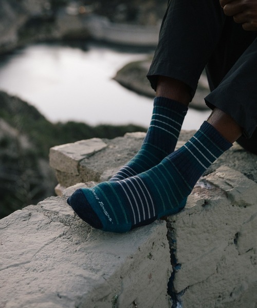 DARN TOUGH VERMONT(ダーンタフバーモント)の「DARN TOUGH/ダーンタフ 5008 Highline Micro Crew Midweight Hiking Sock/ハイラインソックス(ソックス/靴下・メンズ・ダークグレー/チョコ/インディゴブルー・MEDIUM/LARGE)」の5枚目の写真