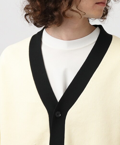 tk.TAKEO KIKUCHI(ティーケータケオキクチ)の「◆スプリングニットカーディガン(ユニセックスアイテム)(カーディガン/ボレロ・メンズ・ブラック/ダークグリーン/ブルー/ワインレッド/ホワイト系5/ブラック系4・01/02/03)」の11枚目の写真