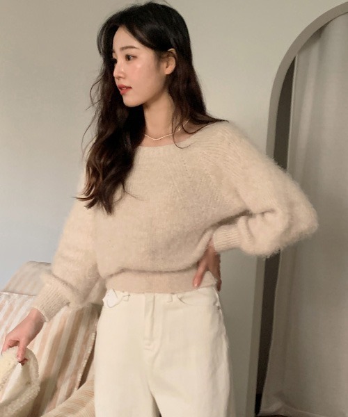 SHOPPERLAND(ショッパーランド)の「SHOPPERLAND ふわふわスクエアネックニット(ニット/セーター・レディース・ベージュ/チャコール・FREE)」の10枚目の写真
