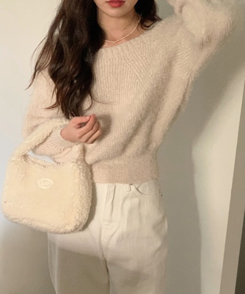 SHOPPERLAND(ショッパーランド)の「SHOPPERLAND ふわふわスクエアネックニット(ニット/セーター・レディース・ベージュ/チャコール・FREE)」の15枚目の写真
