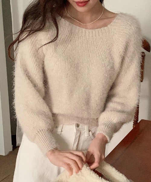 SHOPPERLAND(ショッパーランド)の「SHOPPERLAND ふわふわスクエアネックニット(ニット/セーター・レディース・ベージュ/チャコール・FREE)」の18枚目の写真