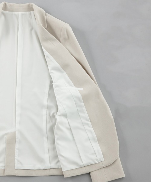 7days Life Styling(セブンデイズライフスタイリング)の「<セットアップ対応>テーラードジャケット 変り織リスピィシリーズ (洗濯機OK)(スーツジャケット・レディース・ネイビー/ライトベージュ/ブラック・4L/3L/LL/L/M/5L/S/6L/8L)」の5枚目の写真