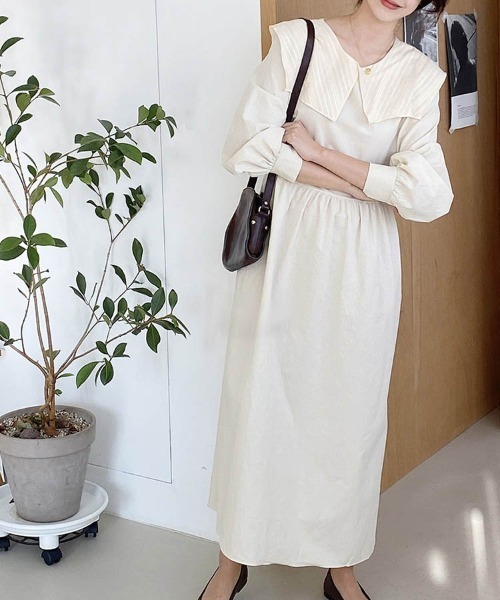 Dalfwin(ダールフィン)の「セーラーカラー長袖ロング丈ワンピース(ワンピース・レディース・ベージュ/ブラック・FREE)」の18枚目の写真