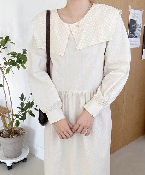 Dalfwin(ダールフィン)の「セーラーカラー長袖ロング丈ワンピース(ワンピース・レディース・ベージュ/ブラック・FREE)」の21枚目の写真