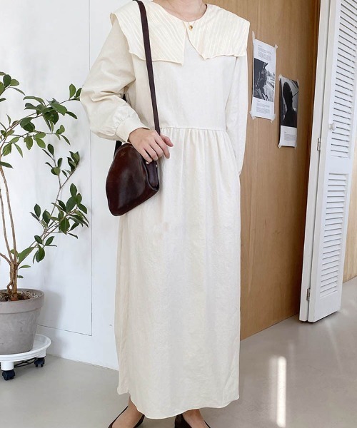 Dalfwin(ダールフィン)の「セーラーカラー長袖ロング丈ワンピース(ワンピース・レディース・ベージュ/ブラック・FREE)」の13枚目の写真